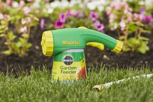 Miracle-Gro® Garden Feeder (1 lbs)